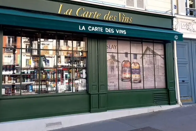 106. LA CARTE DES VINS